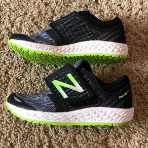 NewBalance kids size 9.5 sneakers